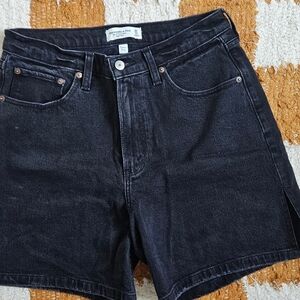 Abercrombie & Fitch The 7" Curve love Dad Short High Rise sz 10/30 in Black